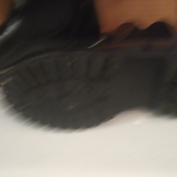 Boots - Picture 3 of 4